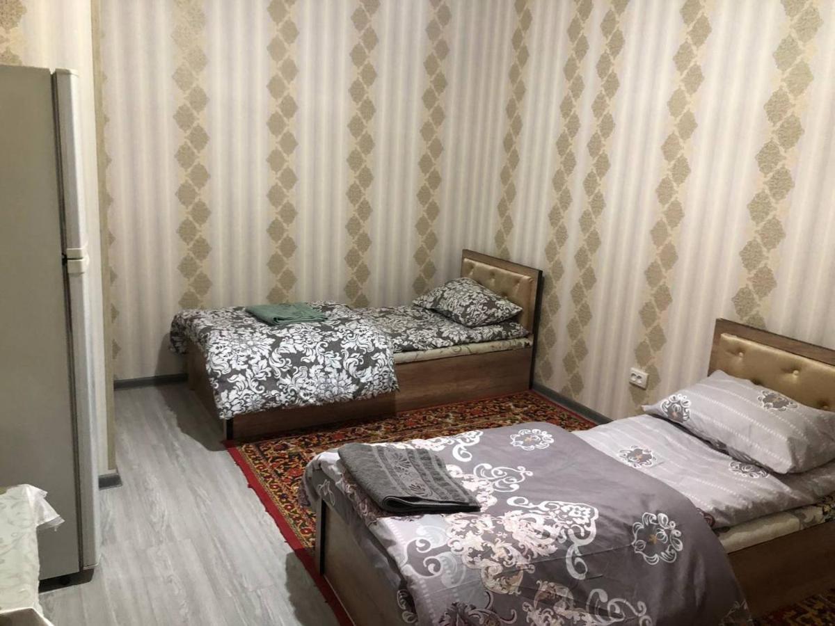 Дом Отель Бадамзар Tashkent Bagian luar foto